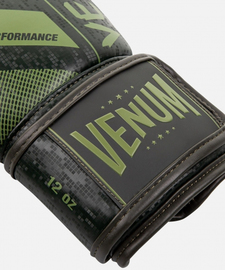 Боксерські рукавиці Venum Commando Boxing Gloves Loma Edition, Фото № 3