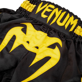 Дитячі шорти для для тайського боксу Venum Inferno Kids Muay Thai Shorts Black Yellow, Фото № 3