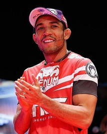 Футболка для тренувань Venum Jose Aldo UFC 163 Ltd Editon Dry Tech T-shirt - Red, Фото № 2