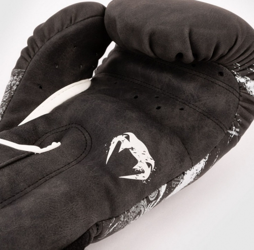 Venum GLDTR 4.0 boxing gloves where to buy