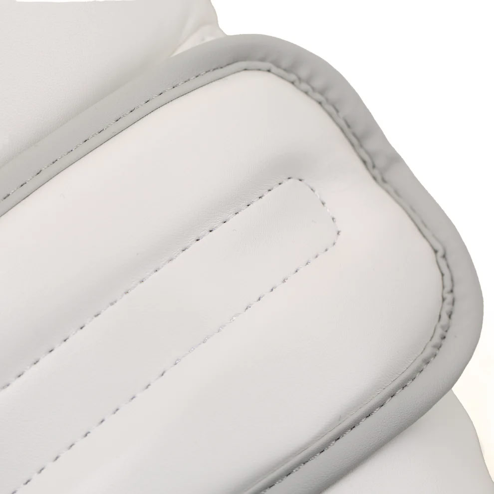 Boxing gloves Everlast Powerlock 2R Training Gloves Hook and Loop White size