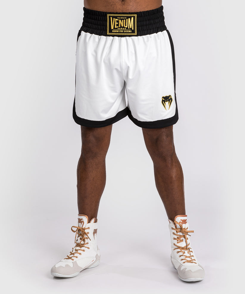 Боксерські шорти Venum Classic Boxing Shorts White Black ціна
