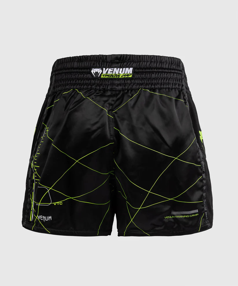 Тайські шорти Venum Training Camp 4.0 Muay Thai Shorts - Black/Neon Green фото