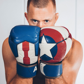 Боксерские перчатки Hayabusa Captain America Boxing Gloves, Фото № 2