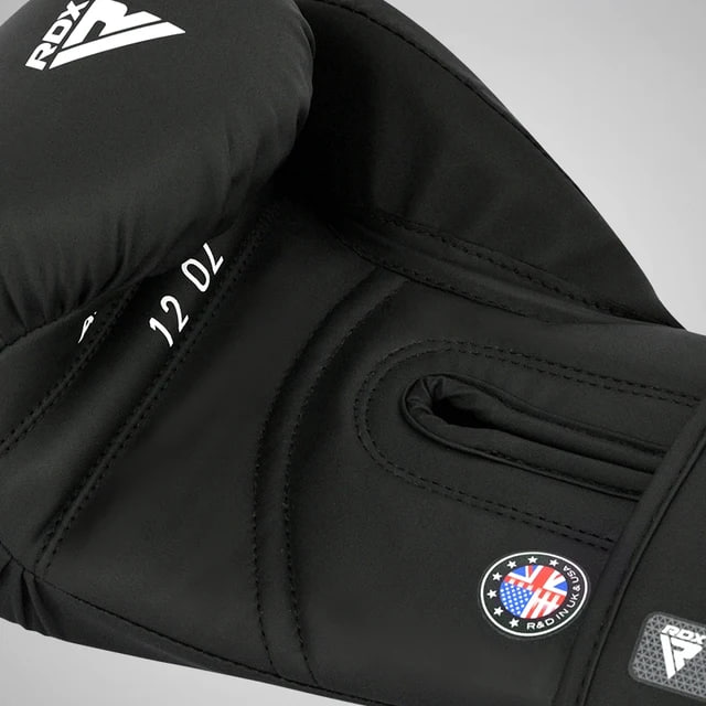 Боксерські рукавиці RDX F-17 Aura Plus Boxing Gloves Black Red розмір