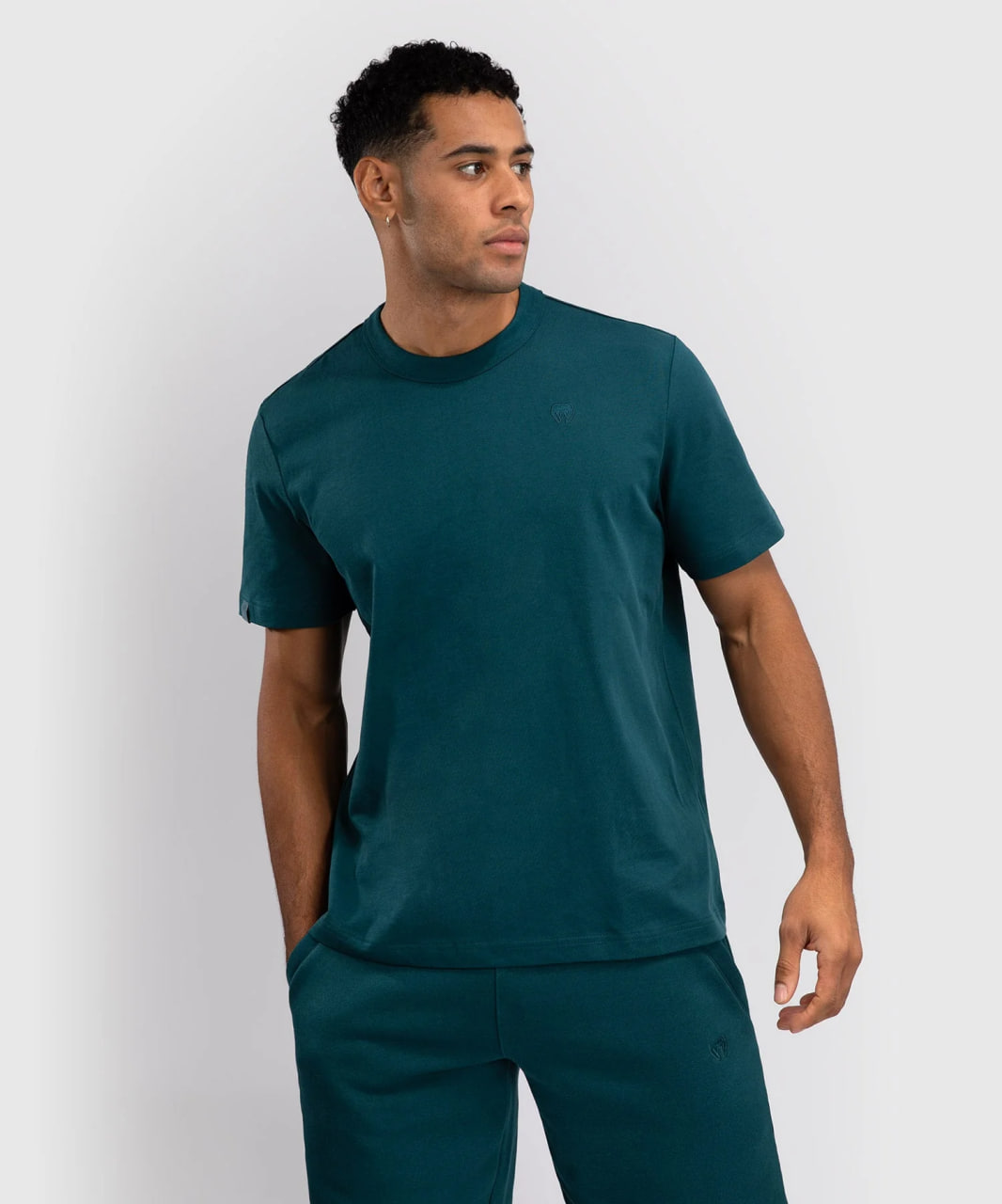 Футболка Venum Silent Power T-shirt Paon Green