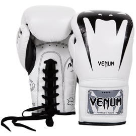 Боксерські рукавиці Venum Giant 3.0 Boxing Gloves With Laces White, Фото № 2