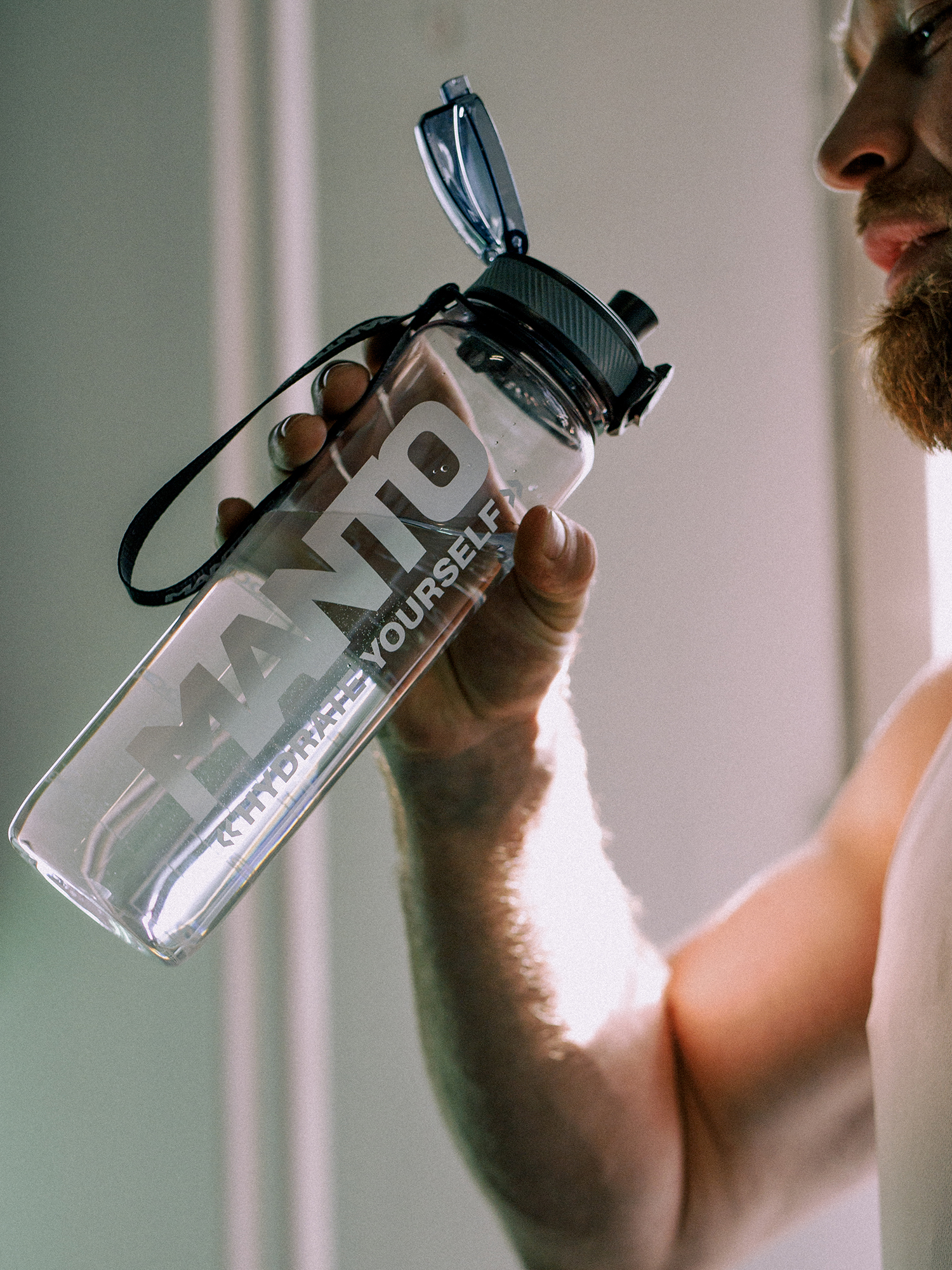 Пляшка MANTO Water Bottle