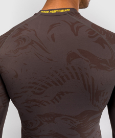 Рашгард UFC Venum FIGHT WEEK 4.0 Mens Long Sleeve Rashguards Dark Brown фото