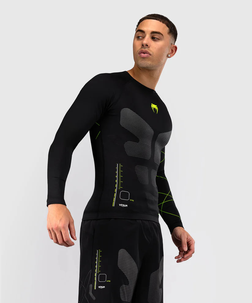 Venum Training Camp 4.0 Long Sleeve Rashguard - Black/Neon Green photo