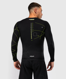 Venum Training Camp 4.0 Long Sleeve Rashguard - Black/Neon Green size