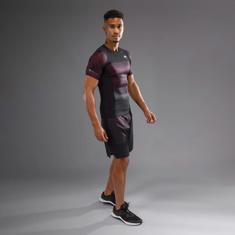 Рашгард Venum G-Fit Air Mens Short Sleeve Rashguard Deep Black Fire Red фото