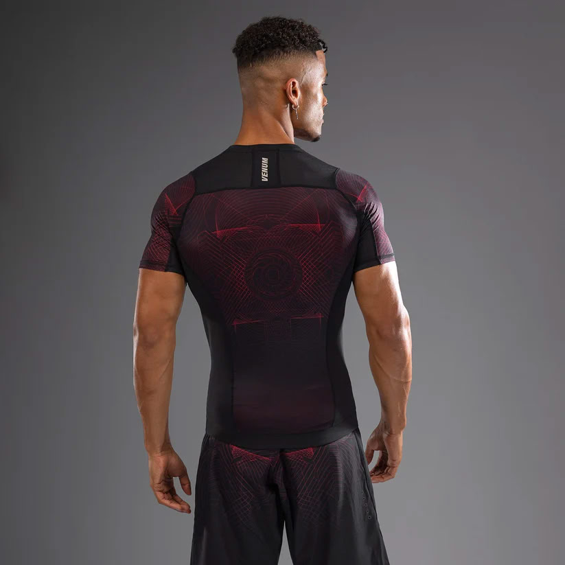 Рашгард Venum G-Fit Air Mens Short Sleeve Rashguard Deep Black Fire Red оригінал