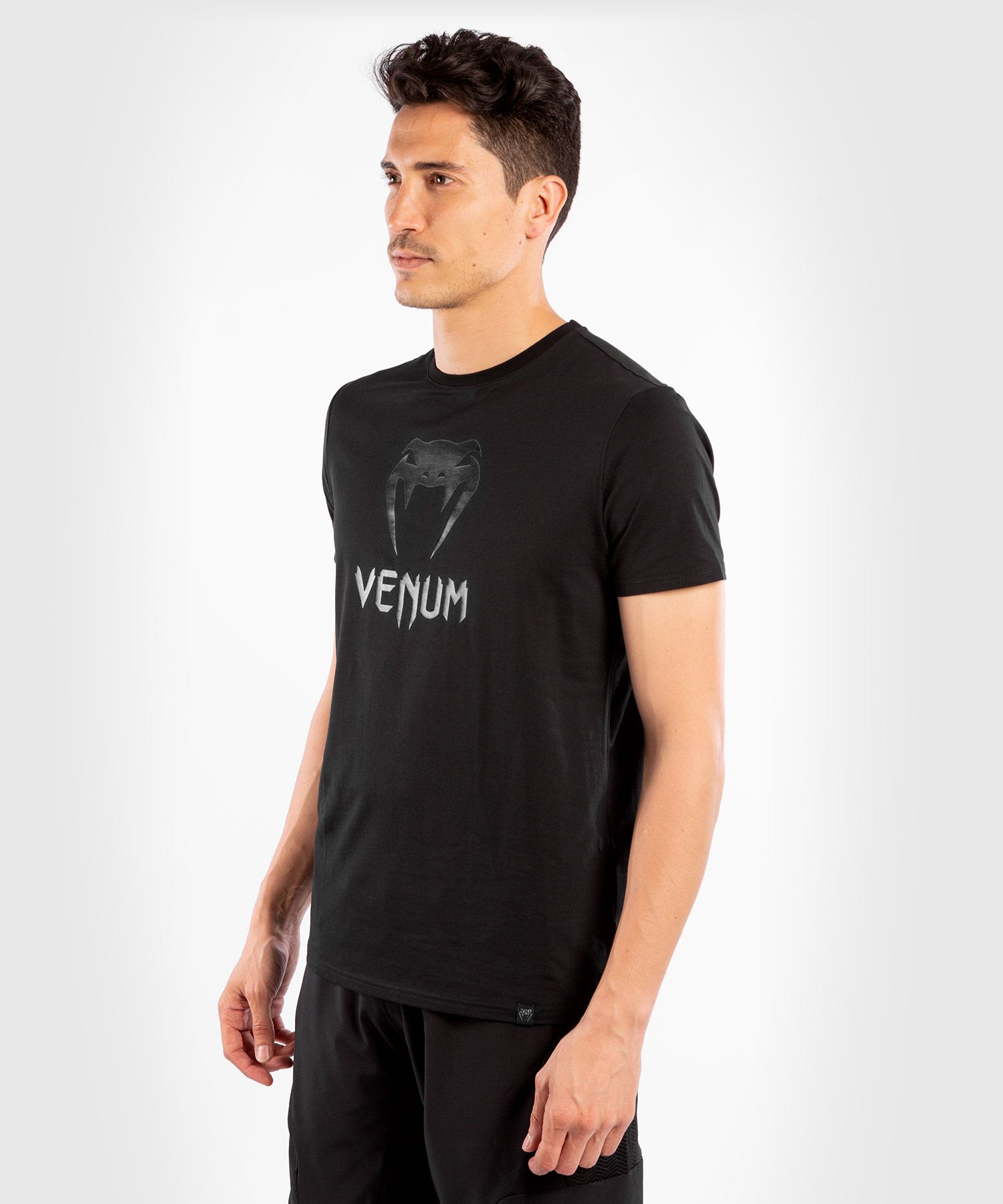 Футболка Venum Classic T-Shirt Black Black фото