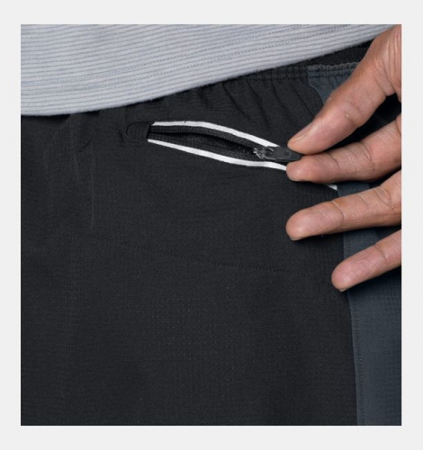 Шорты Under Armour Coolswitch Run Black размер
