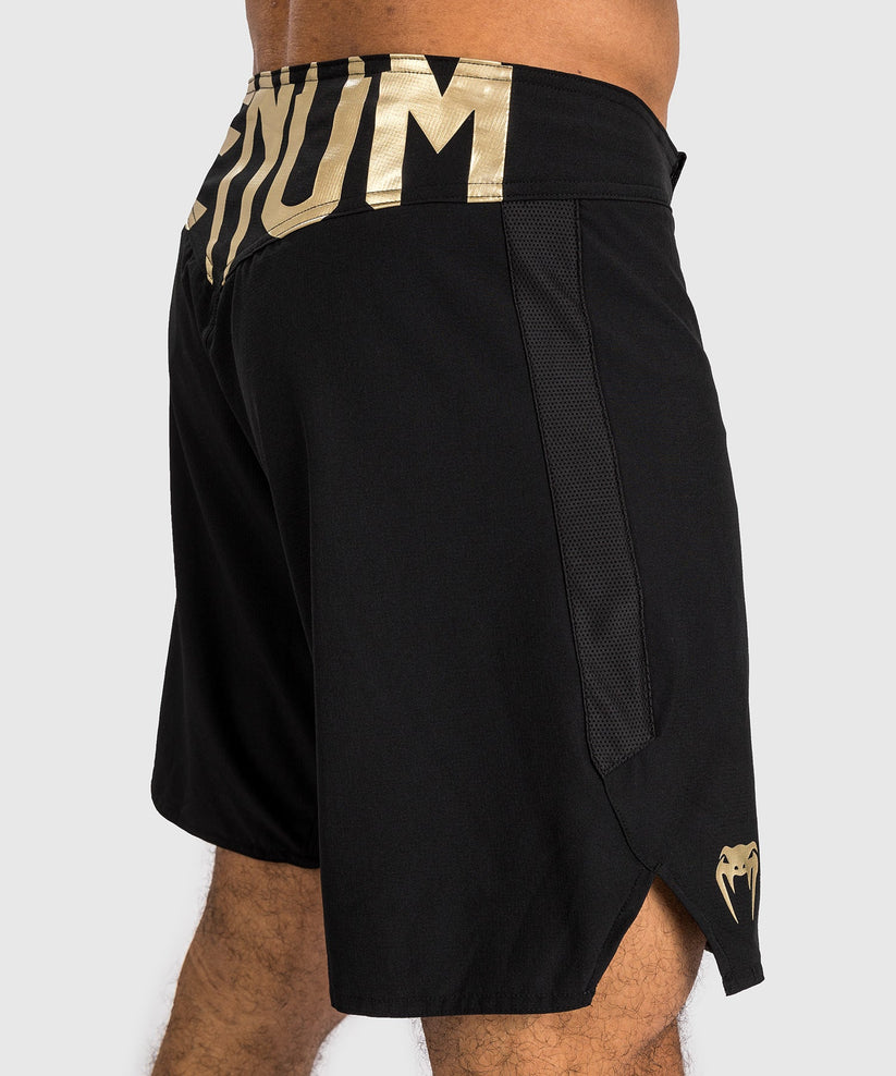 Шорты для ММА Venum Light 5.0 Fightshorts Black Gold оригинал