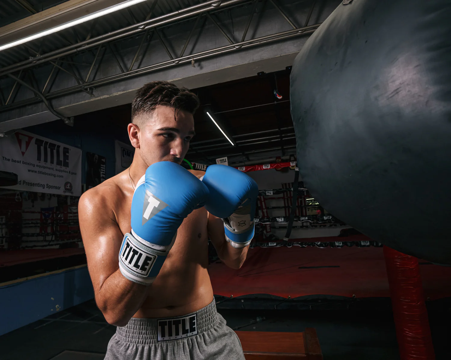 Снарядні рукавиці Title Boxing Gel World V2T Bag Gloves Light Blue White фото