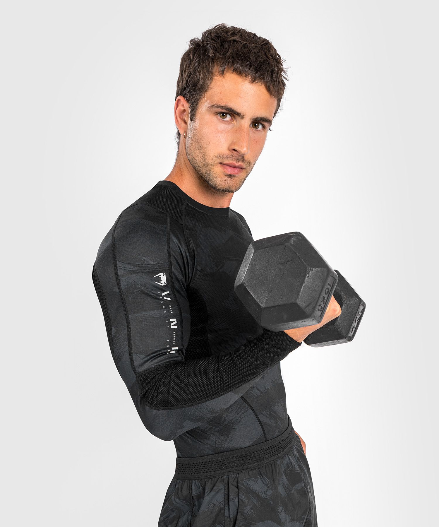 Компрессионный рашгард Venum Electron 3.0 Rashguard Long Sleeves Black купить
