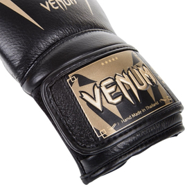 Боксерские перчатки Venum Giant 3.0 Boxing Gloves  Black Gold, Фото № 3