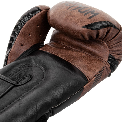 Боксерские перчатки Venum Impact Classic Boxing Gloves Black Brown цена