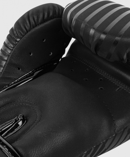 Боксерские перчатки Venum Plasma Boxing Gloves Black Black где купить