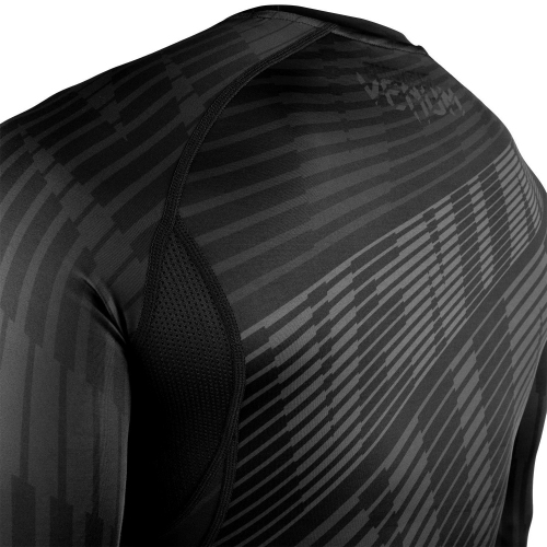Venum Plasma Rashguard Long Sleeves Black Black size
