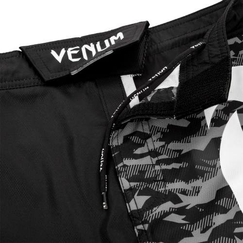 MMA shorts Venum Light 3.0 Fightshorts Urban Camo Black size