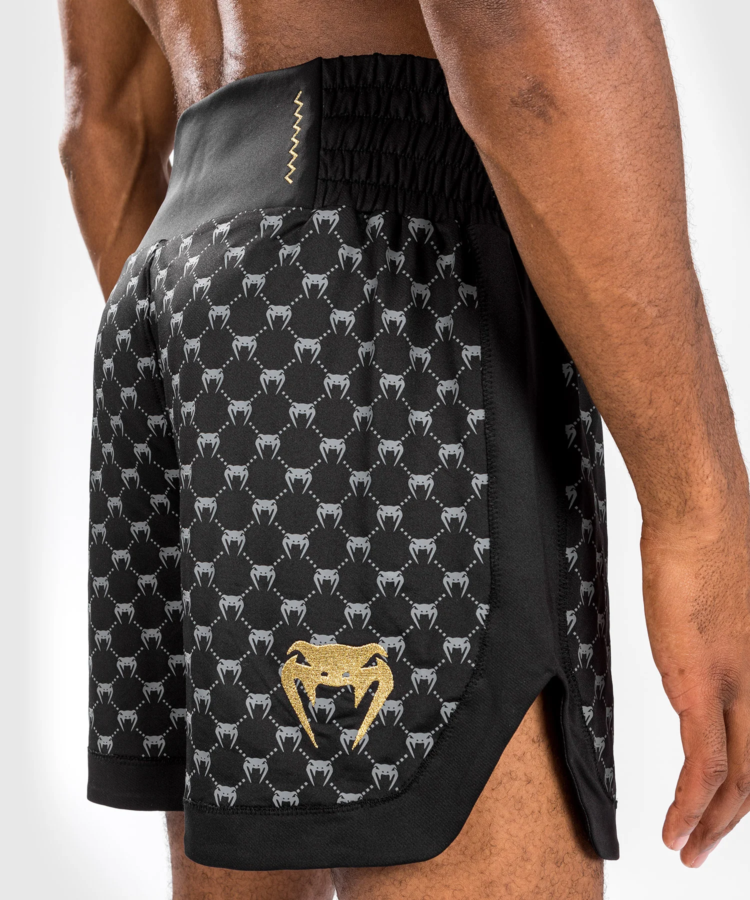 Боксерские шорты Venum Monogram Boxing Short - Black  оригинал