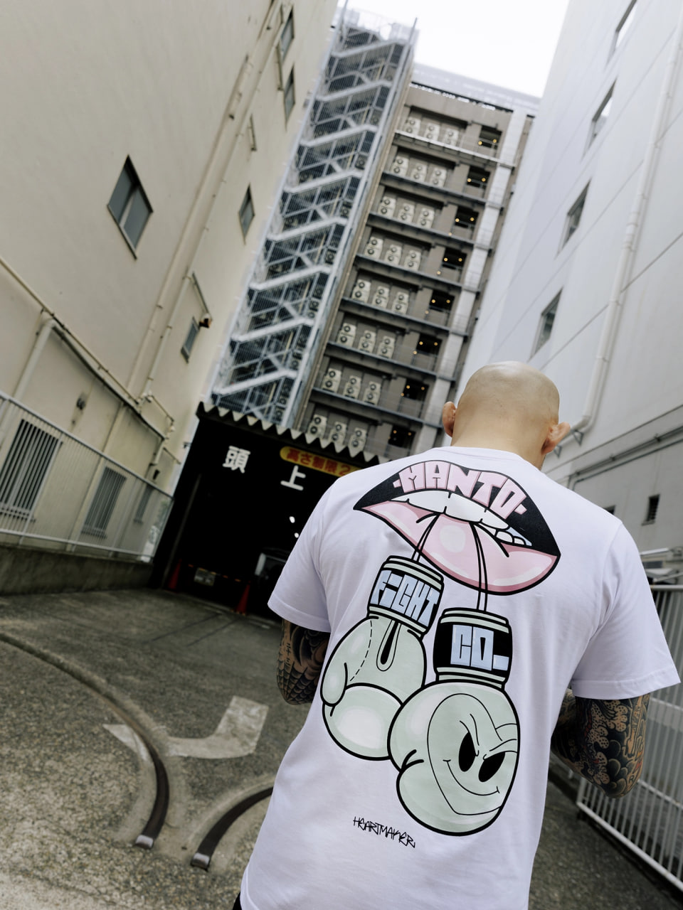 Футболка MANTO x KTOF t-shirt GLOVES white ціна