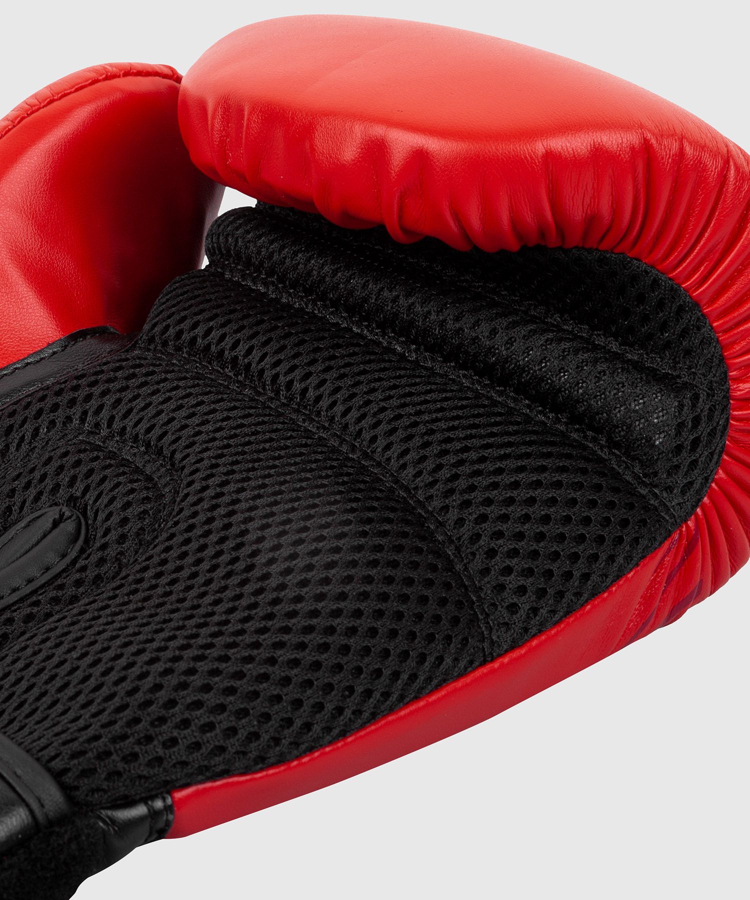 Боксерские перчатки Ringhorns Charger MX Red Black фото