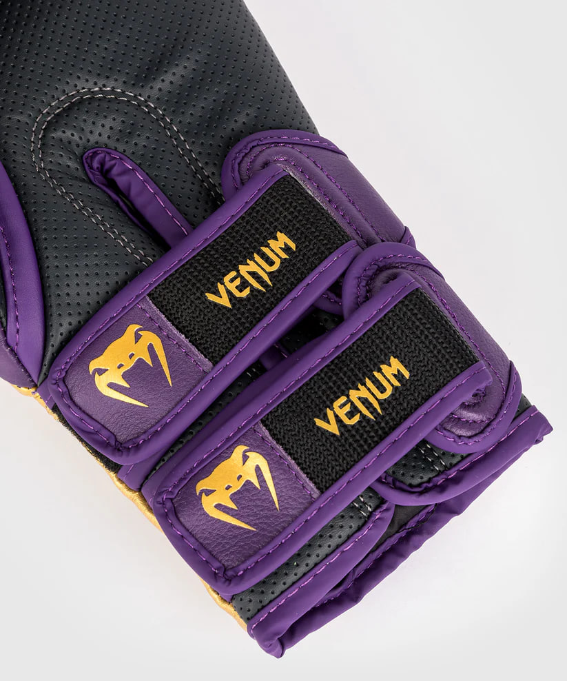 Боксерські рукавиці Venum Reverso Boxing Gloves - Dark Purple/Gold фото
