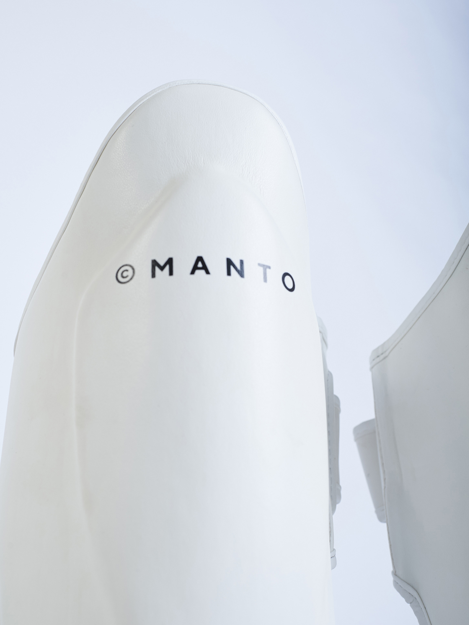 Shin guard MANTO Shinguards Impact White buy