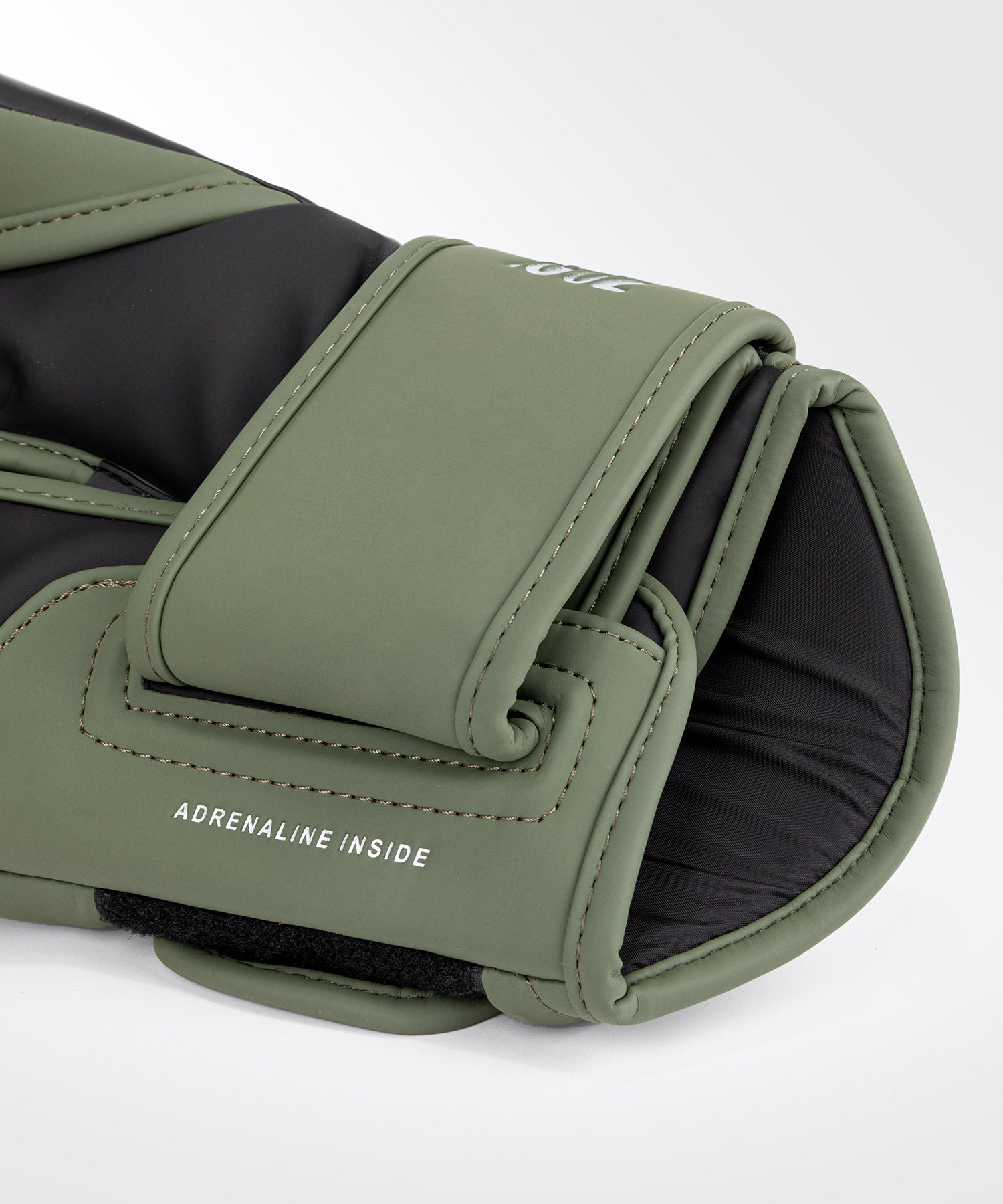 Боксерские перчатки Venum Challenger 4.0 Boxing Gloves Khaki Black оригинал