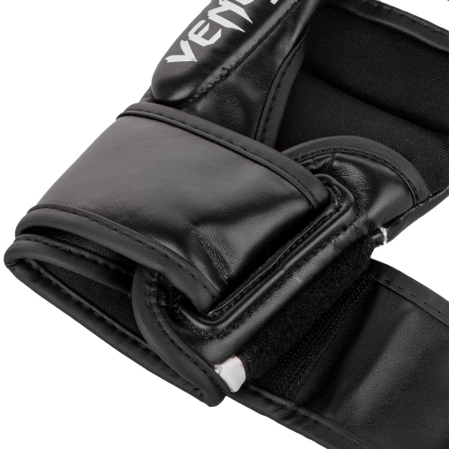 MMA gloves Venum Challenger 3.0 MMA Gloves White size