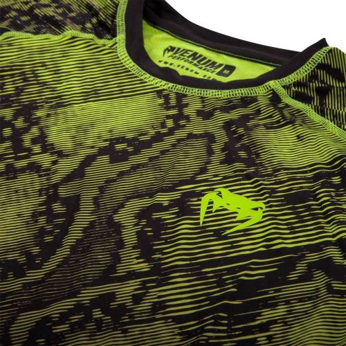 Компрессионная футболка Venum Fusion Compression T-shirt  Black Yellow  Short Sleeves стоимость