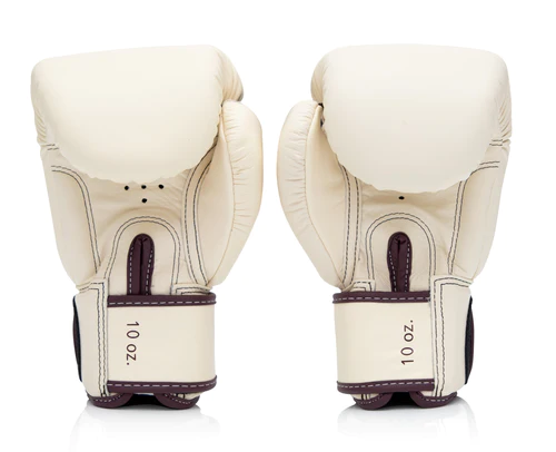 Боксерські рукавиці Fairtex BGV16 Leather Muay Thai Boxing Gloves Khaki фото