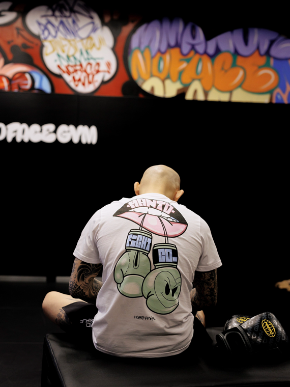 Футболка MANTO x KTOF T-shirt Gloves Pink цена
