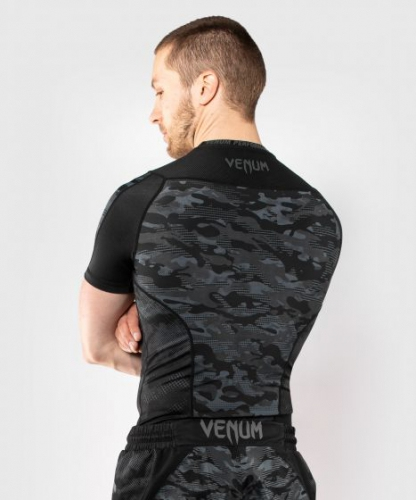 Venum Defender Rashguard Short Sleeves Dark Camo buy
