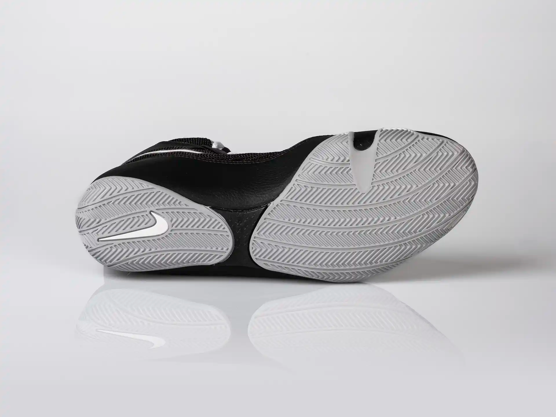Nike Machomai 2.0 Boxing Boots Black White-Wolf Grey original
