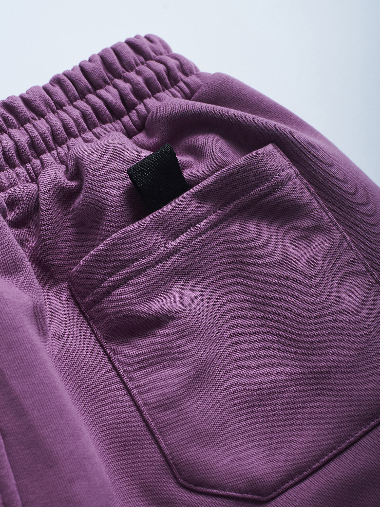 MANTO Sweatpants Varsity Purple photo