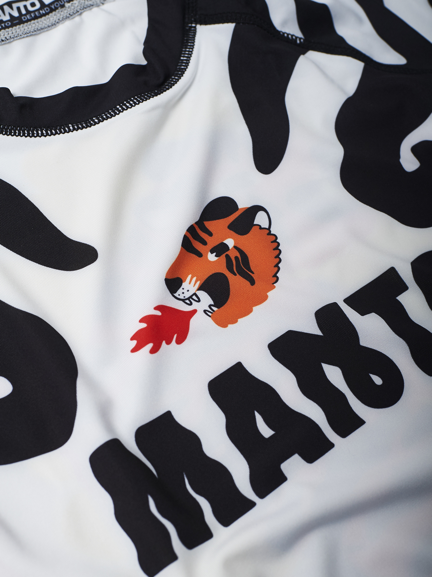 Childrens rashguard MANTO Kids Rashguard Tiger White price