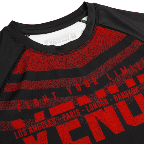 Venum Signature Rashguard Short Sleeves Black Red size