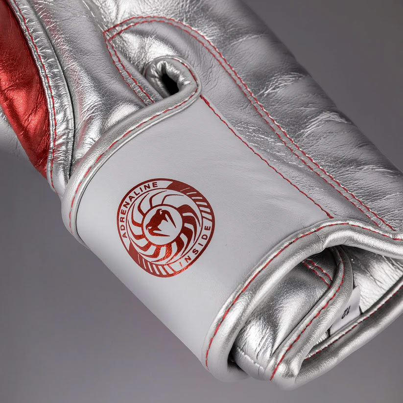 Боксерские перчатки Venum Giant 3.0 Boxing Gloves Red Silver  оригинал