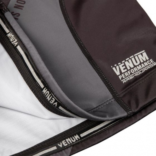 Компрессионная футболка Venum AMRAP Comression T-shirt Short Sleeves Black Grey размер