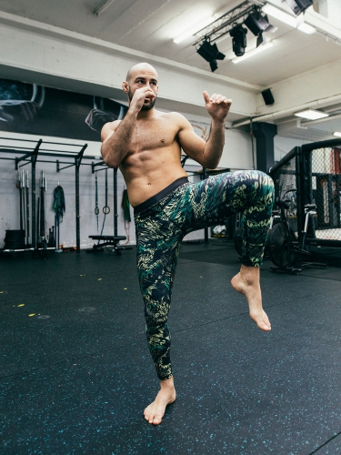 Компрессионные штаны Manto Grappling Tights Distort фото