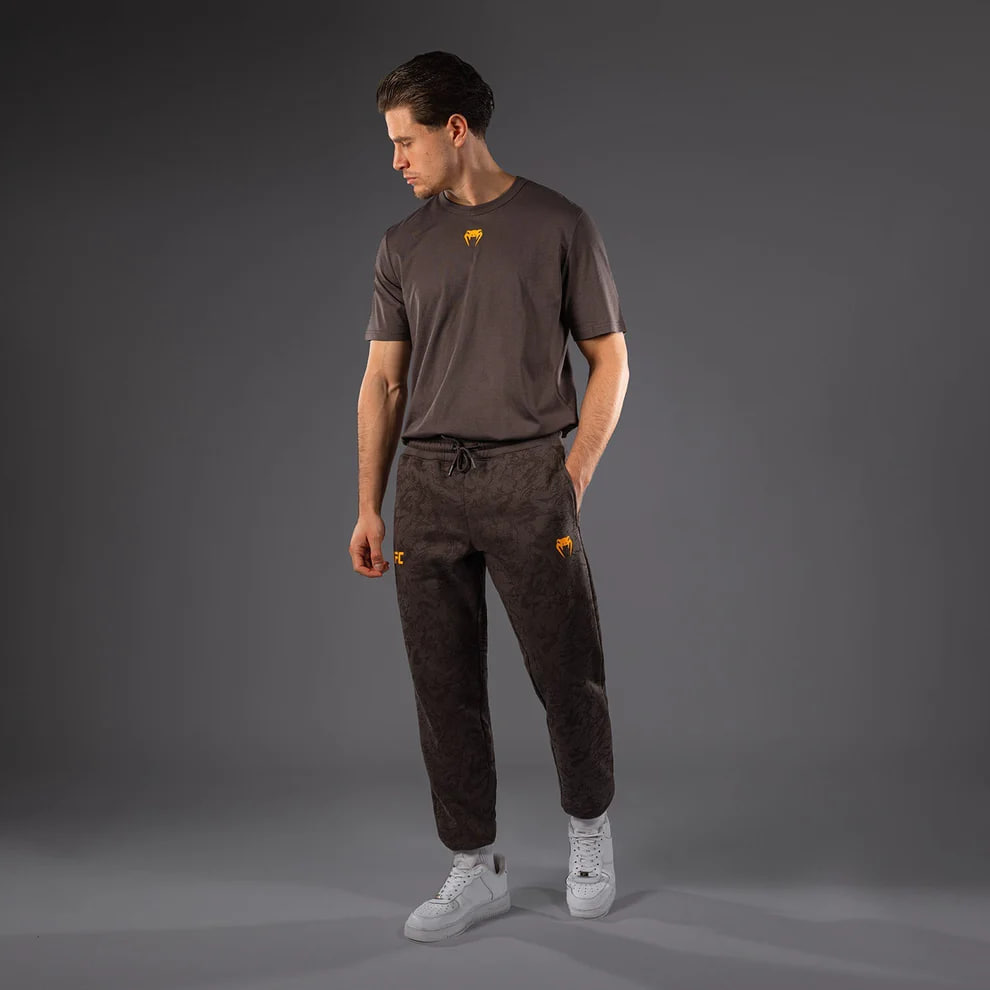 Спортивні штани UFC Venum FIGHT WEEK 4.0 Mens Joggers Dark Brown купити