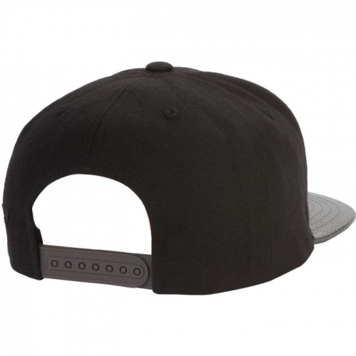Кепка Title Boxing Black Carbonite Flat Bill Cap купить
