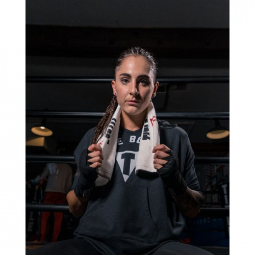 Полотенце Title Boxing Premium Printed Corner Towel White фото