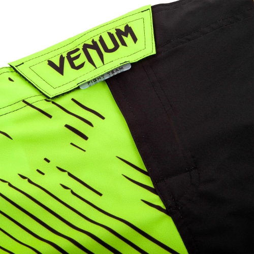 Шорти для MMA Venum Training Camp Fightshorts Black Neo Yellow оригінал