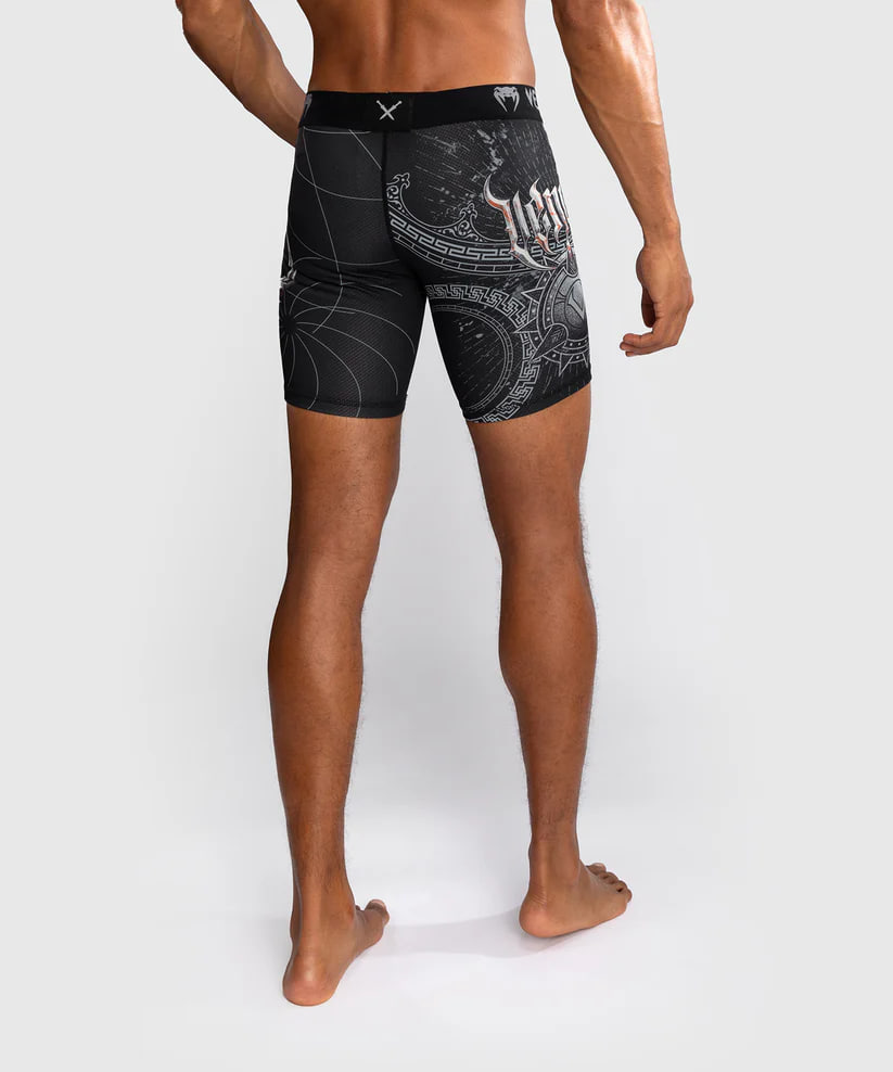 Компрессионные шорты Venum Gladiator 5.0 Mens Vale Tudo Shorts Black Silver цена